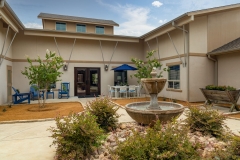 Courtyard-and-fountain-at-Restored-Path-Detox Courtyard-and-fountain-at-Restored-Path-Detox